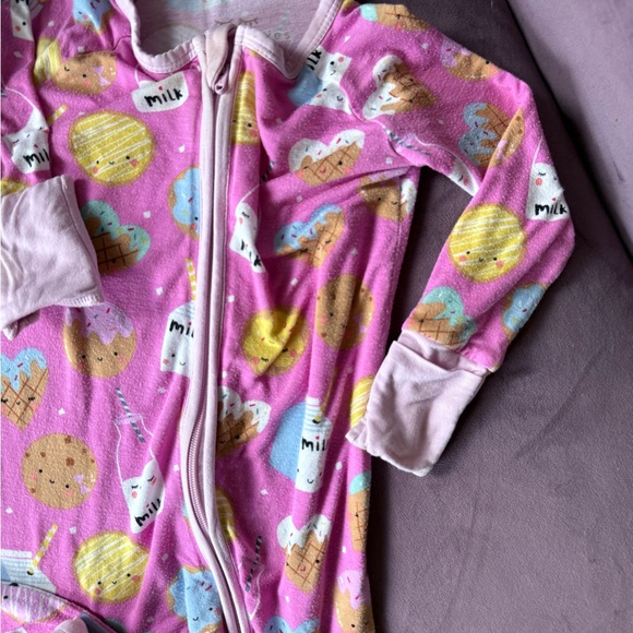 Pink Kids Pajamas - Picture 3 of 6